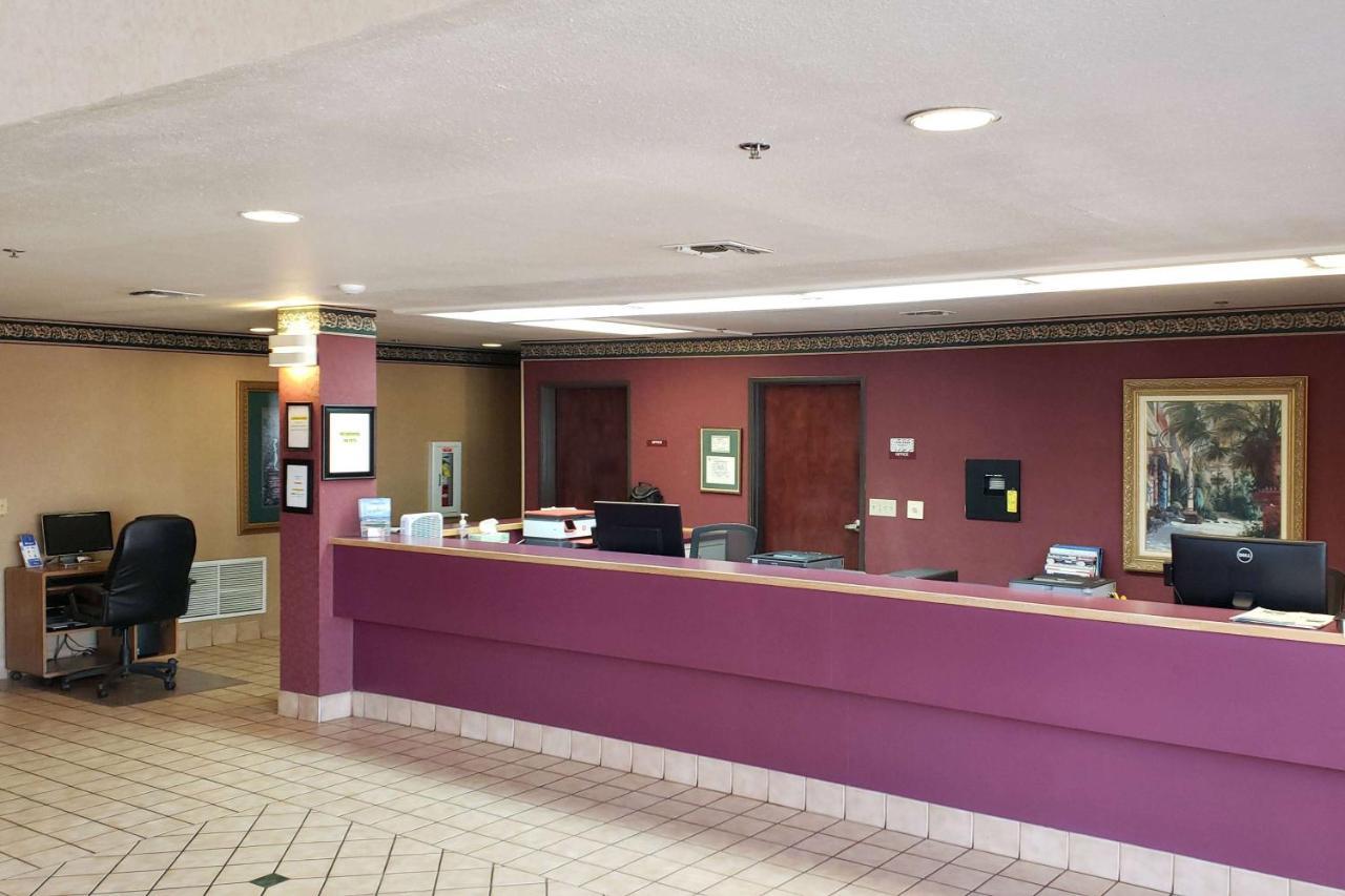 Travelodge By Wyndham Carlsbad Nm מראה חיצוני תמונה