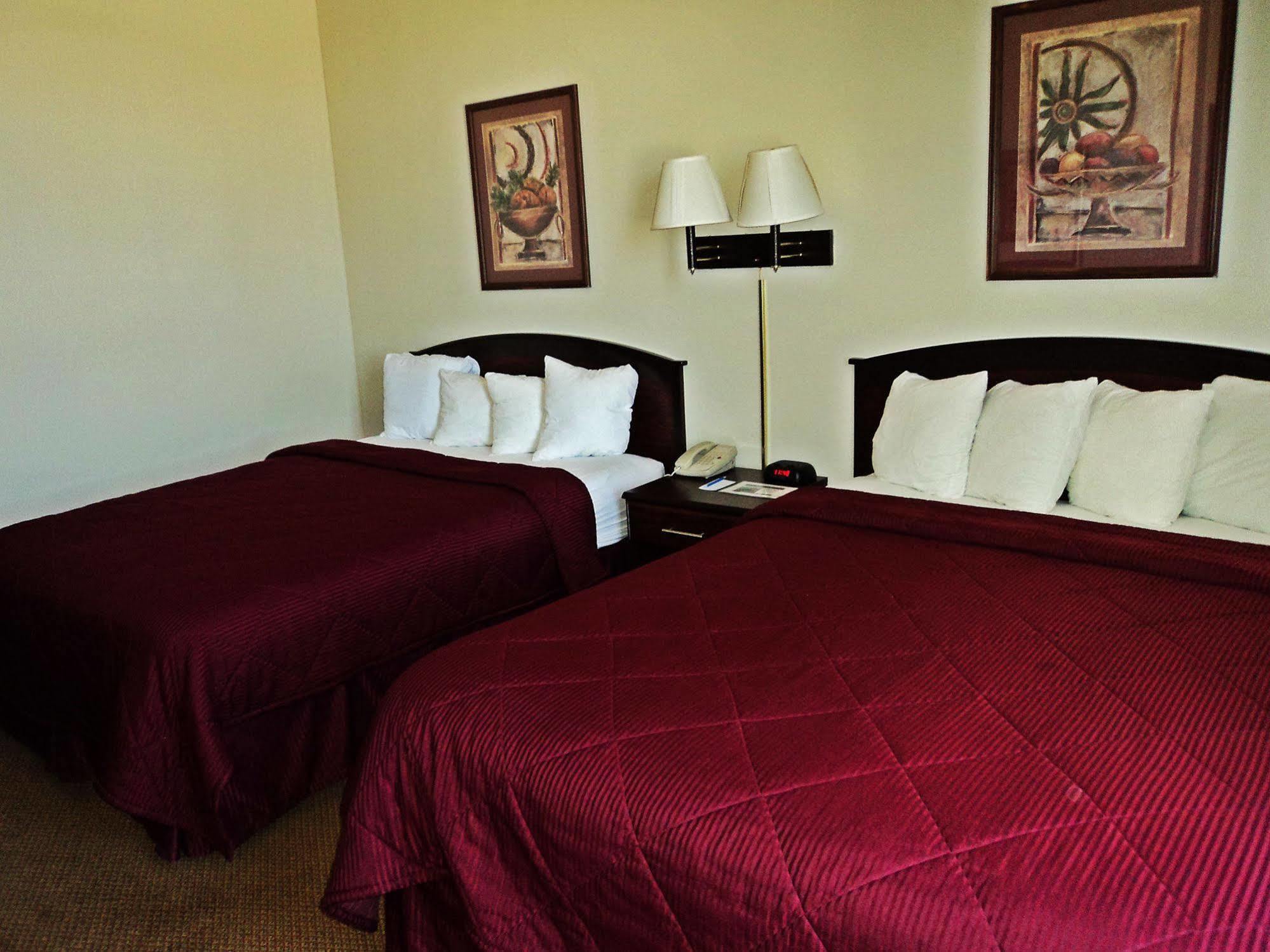 Travelodge By Wyndham Carlsbad Nm מראה חיצוני תמונה
